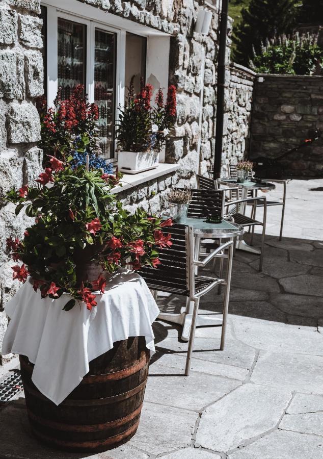 Hotel Grischuna 3*