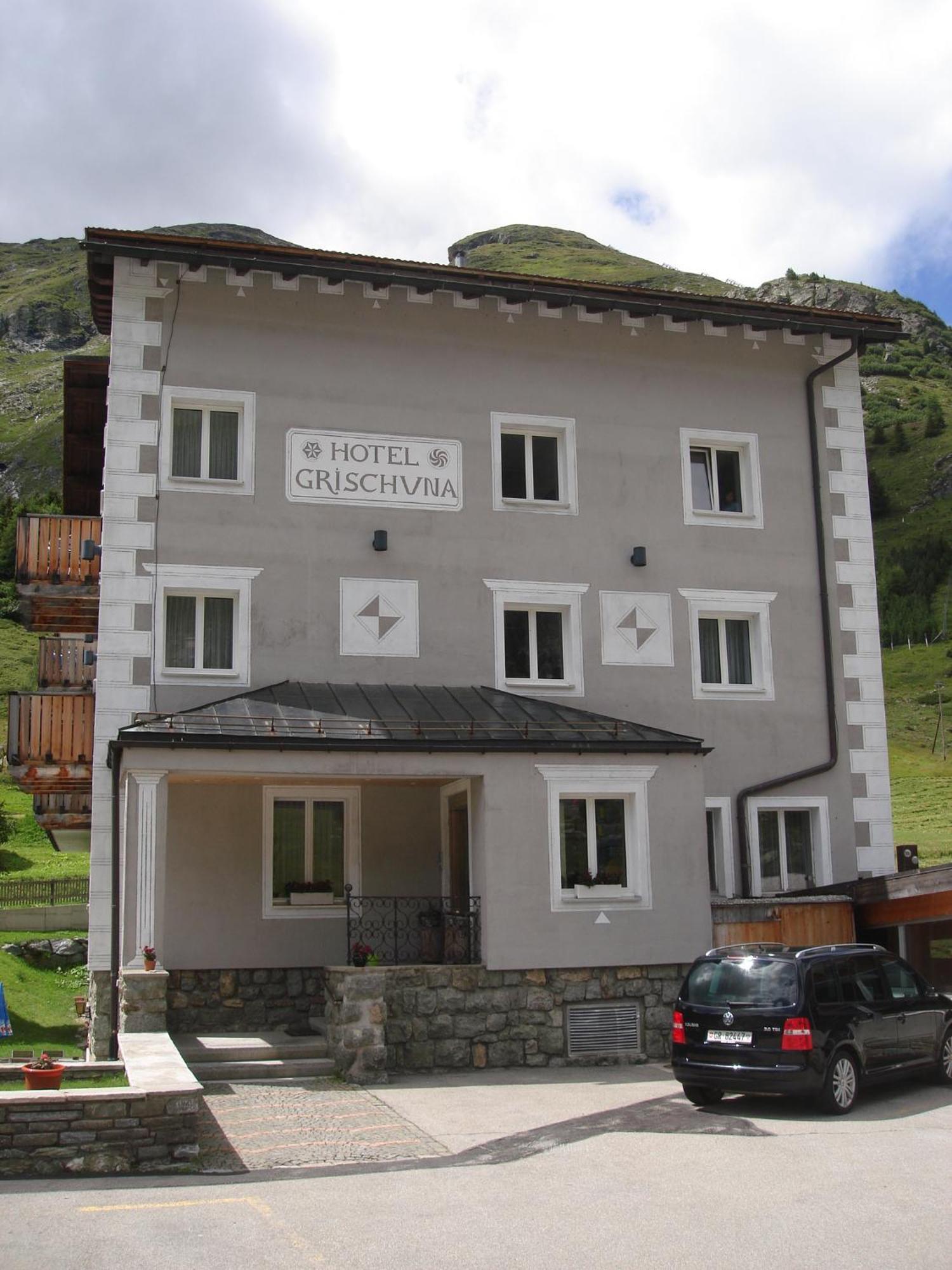 Hotel Grischuna 3*